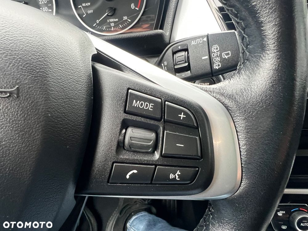 BMW Seria 2 218d Sport-Aut Luxury Line - 34