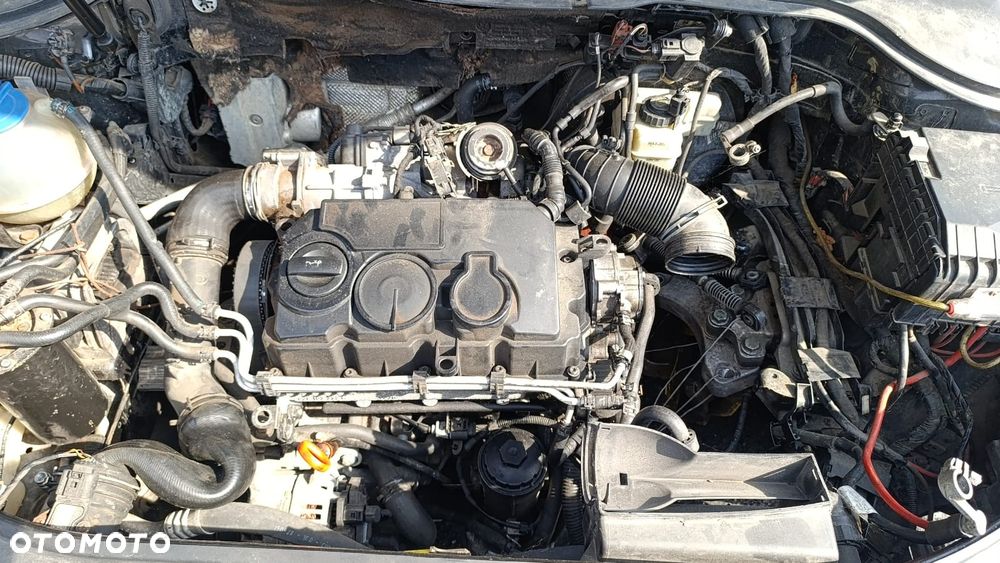 36371 VW Passat B6 model od 06-10 silnik 2.0 TDI 140 km BMP lakier LC9X - 2
