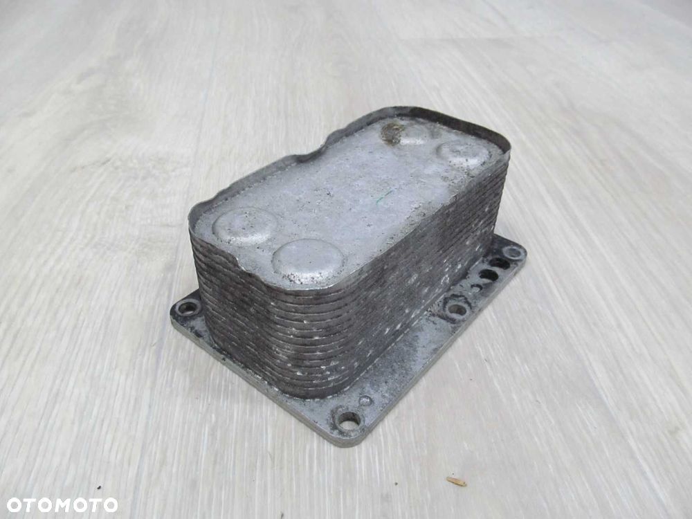 OPEL VIVARO TRAFIC 01-14 2.0 DCI CHLODNICZKA OLEJU 6790972560 - 2