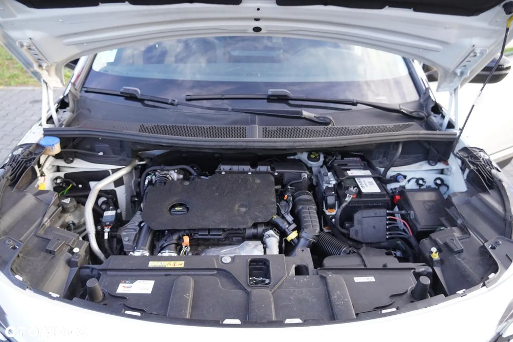 Peugeot 3008 1.5 BlueHDi Active S&S EAT8 - 19
