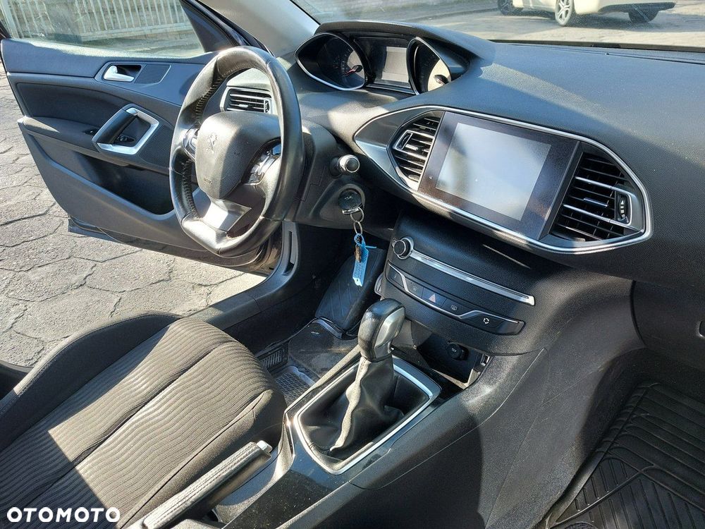 Peugeot 308 - 15