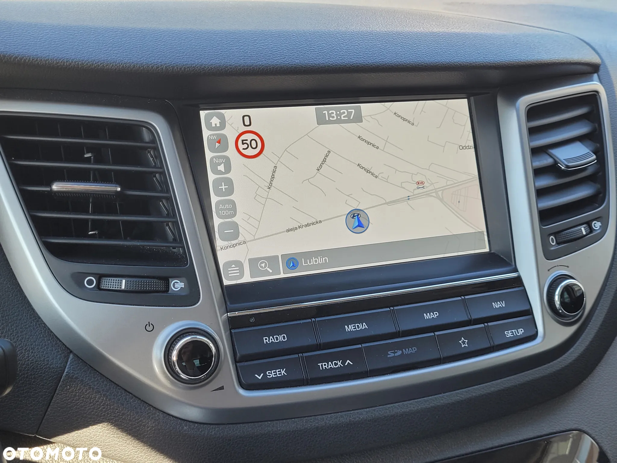 Hyundai Tucson 1.7 CRDI BlueDrive Comfort 2WD DCT - 19