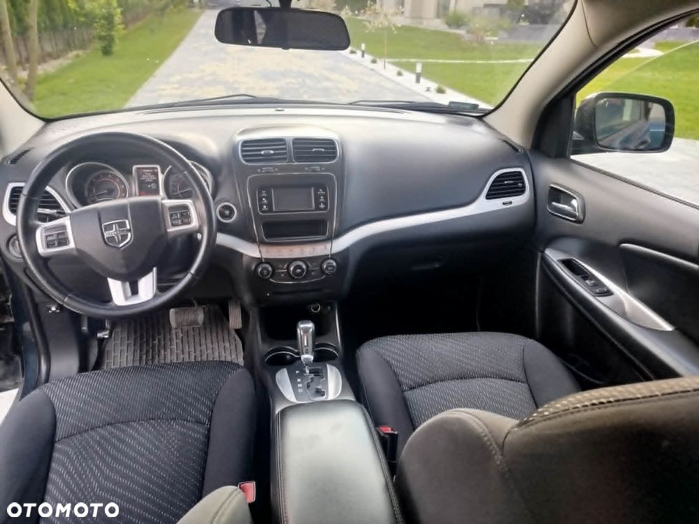 Dodge Journey - 7