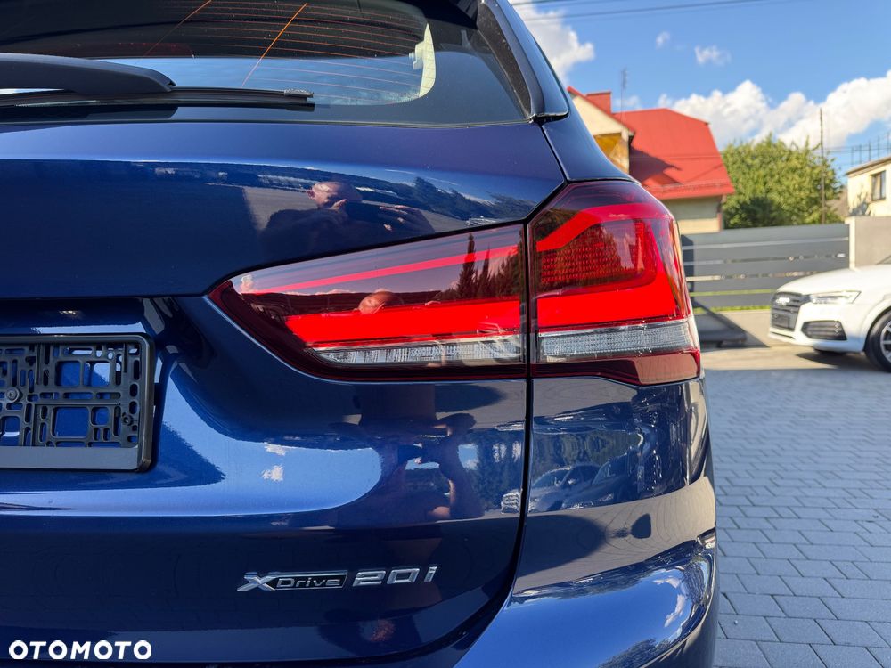 BMW X1 xDrive20i Advantage sport - 15
