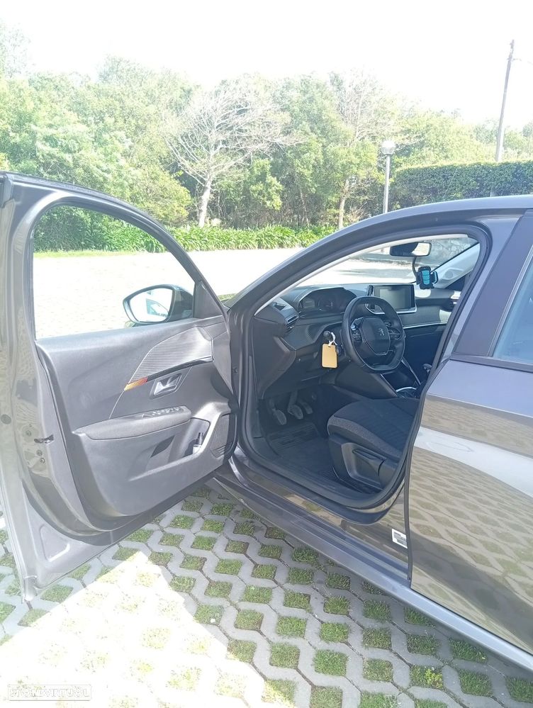 Peugeot 208 1.2 PureTech Active - 7