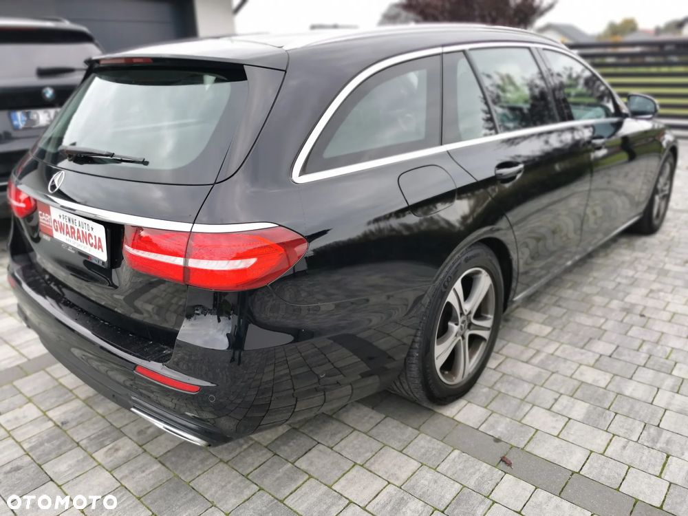 Mercedes-Benz Klasa E 200 d Exclusive - 3