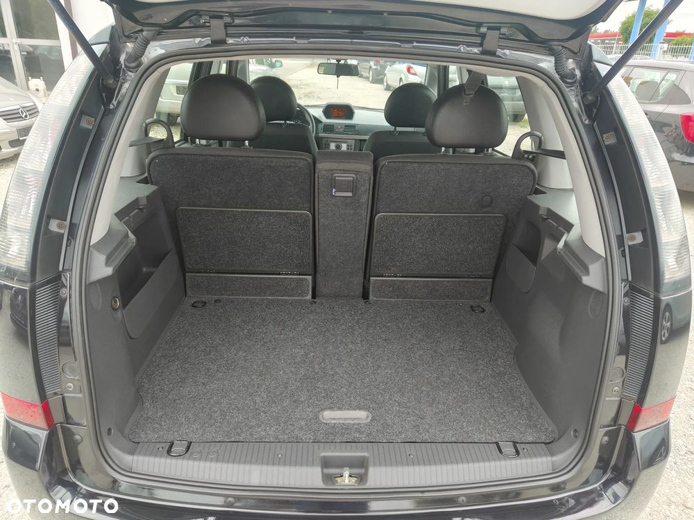 Opel Meriva - 12