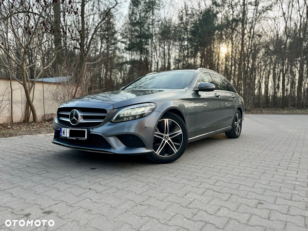 Mercedes-Benz Klasa C 220 d T 9G-TRONIC Avantgarde
