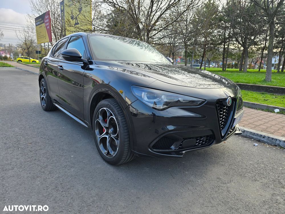 Alfa Romeo Stelvio 2.0 Turbo 16V AT8-Q4 Veloce - 3