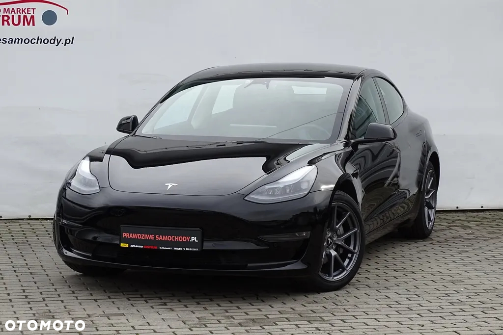 Tesla Model 3 Langstreckenbatterie Allradantrieb Dual Motor - 10