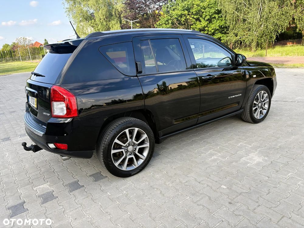 Jeep Compass - 12