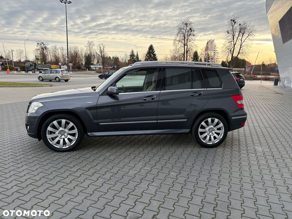 Mercedes-Benz GLK 220 CDI DPF 4Matic BlueEFFICIENCY 7G-TRONIC - 9