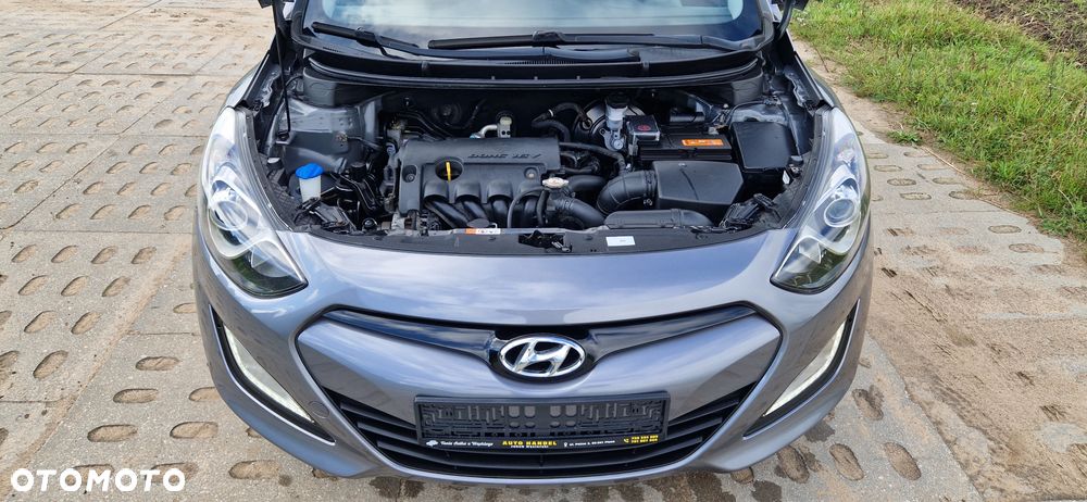 Hyundai i30 1.4 Trend - 22