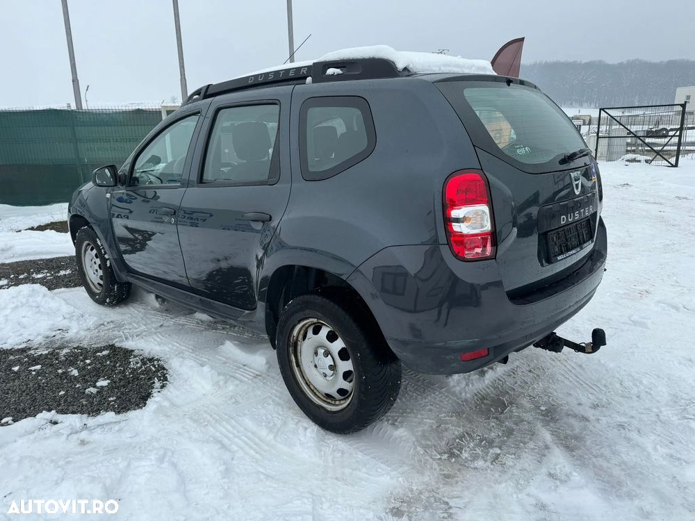 Dacia Duster dCi 90 FAP 4x2 Ambiance - 14