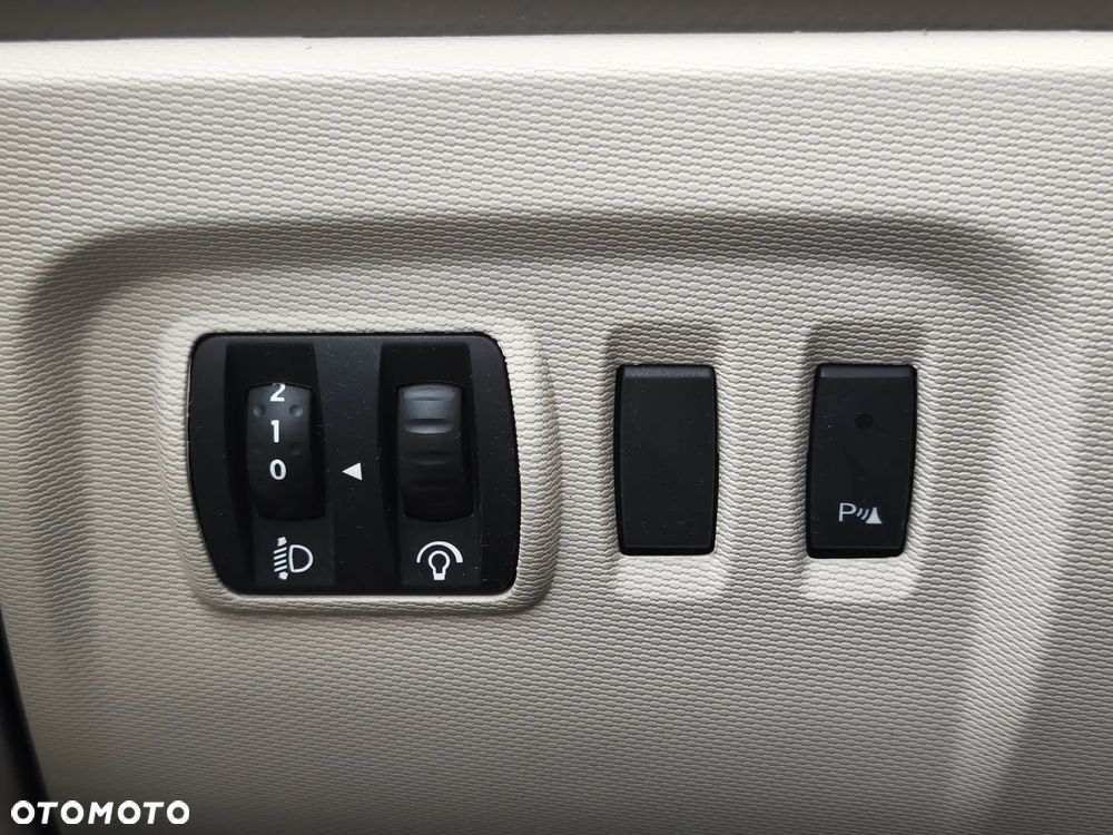 Renault Captur 1.2 Energy TCe Zen EDC EU6 - 25
