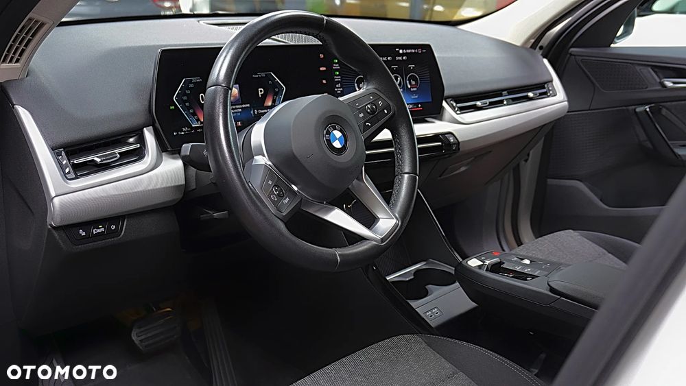 BMW X1 sDrive18i - 13