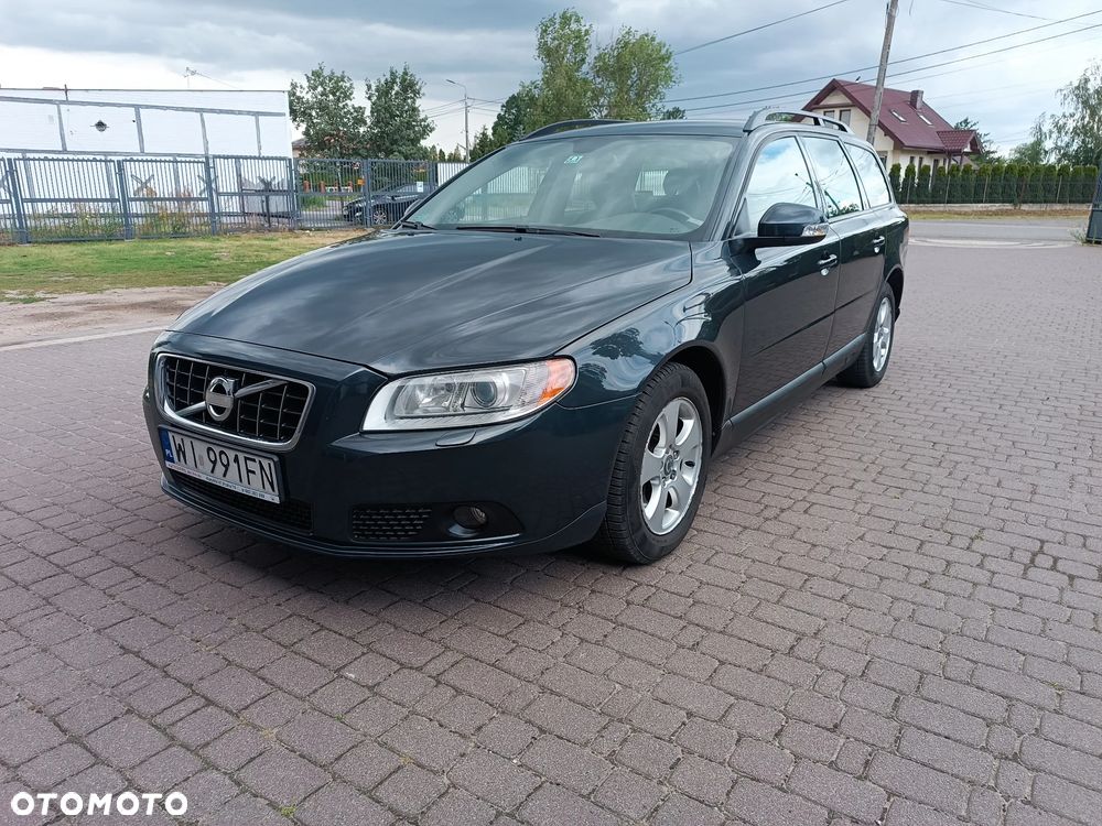 Volvo V70 2.4D Momentum - 14