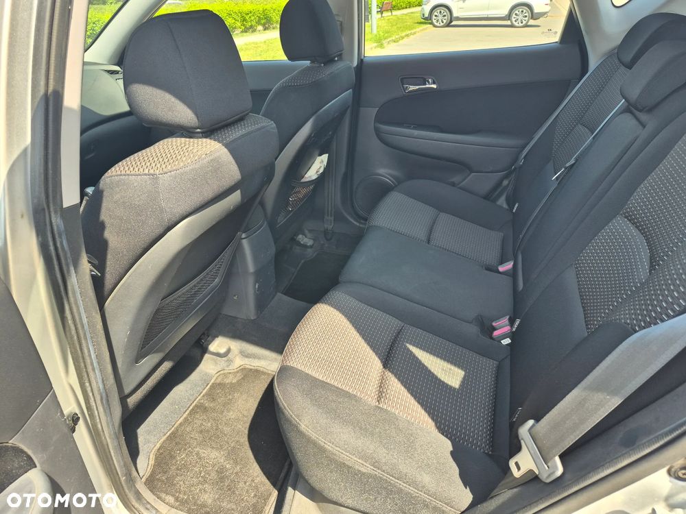 Hyundai i30 1.6 Style - 6