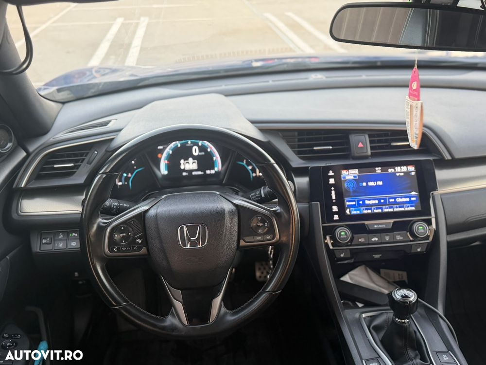 Honda Civic 1.0 VTEC Turbo Elegance Navi - 11
