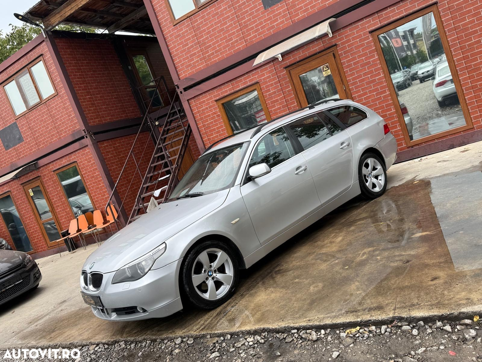 BMW Seria 5 520d Touring Aut. - 31