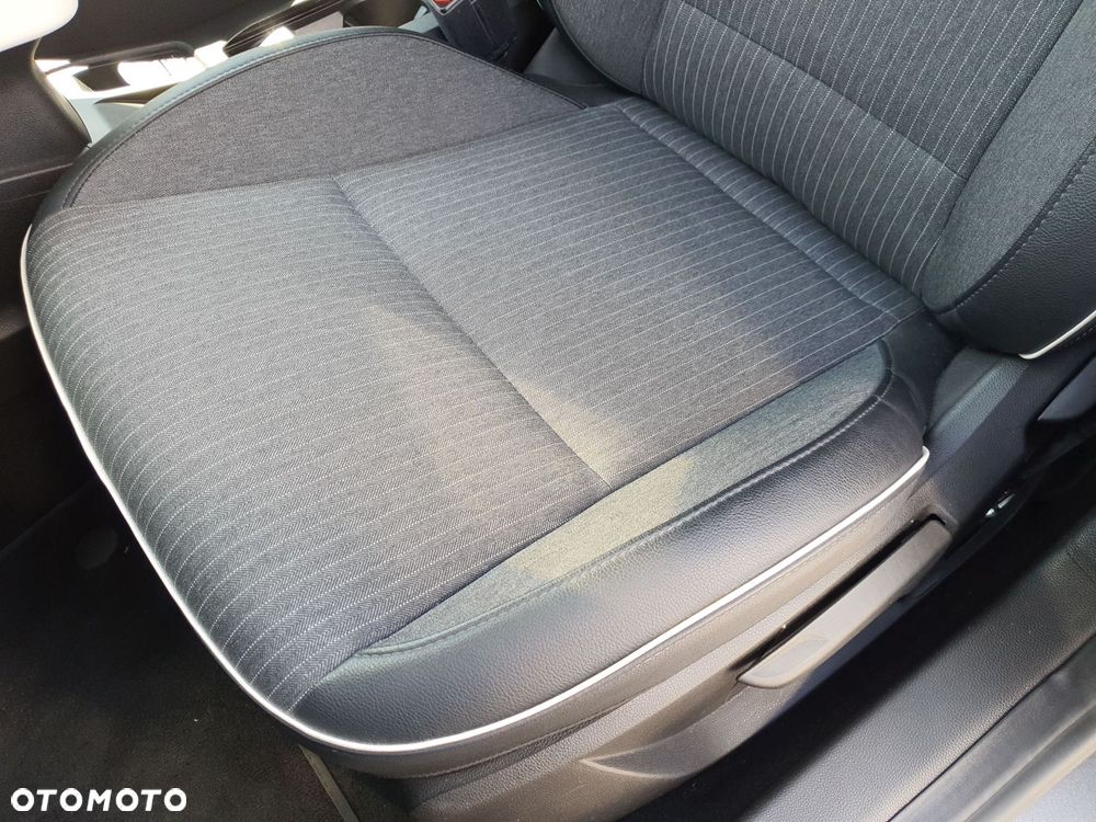 Renault Clio 1.0 TCe Techno - 13