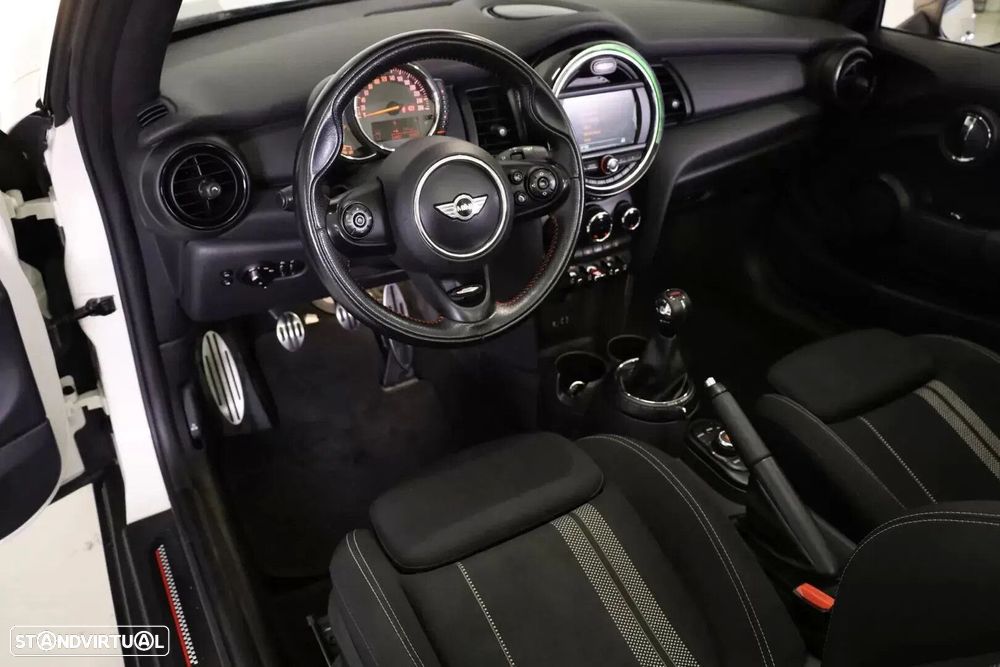 MINI Cabrio One - 24