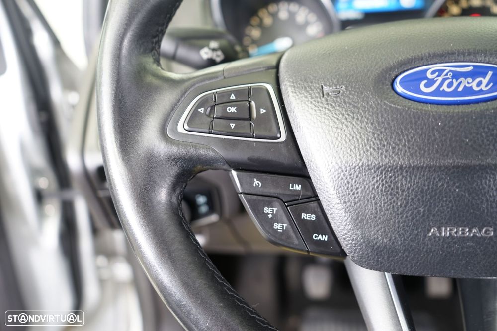 Ford Focus SW 1.0 EcoBoost Business - 24