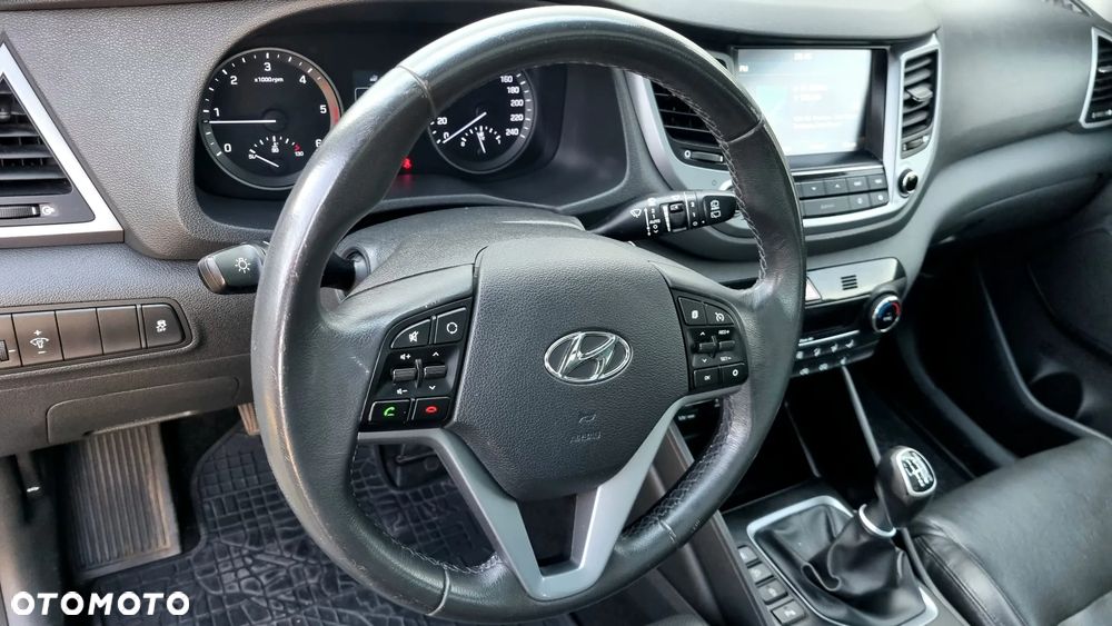 Hyundai Tucson blue 1.7 CRDi 2WD Intro Edition - 22