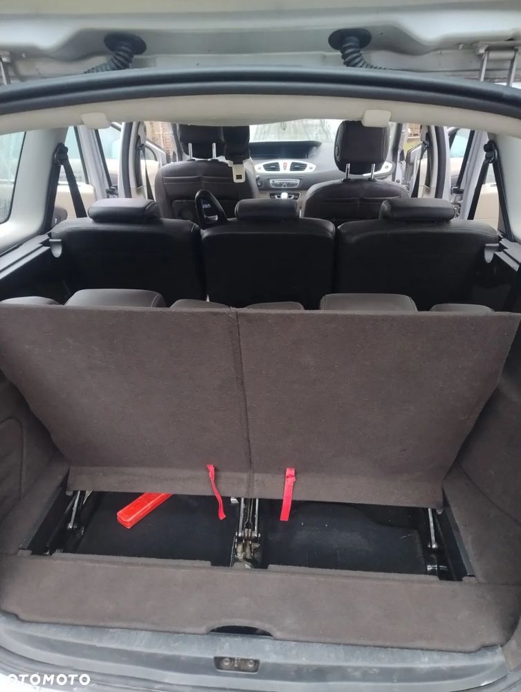 Renault Grand Scenic dCi 150 Automatik Bose Edition - 19