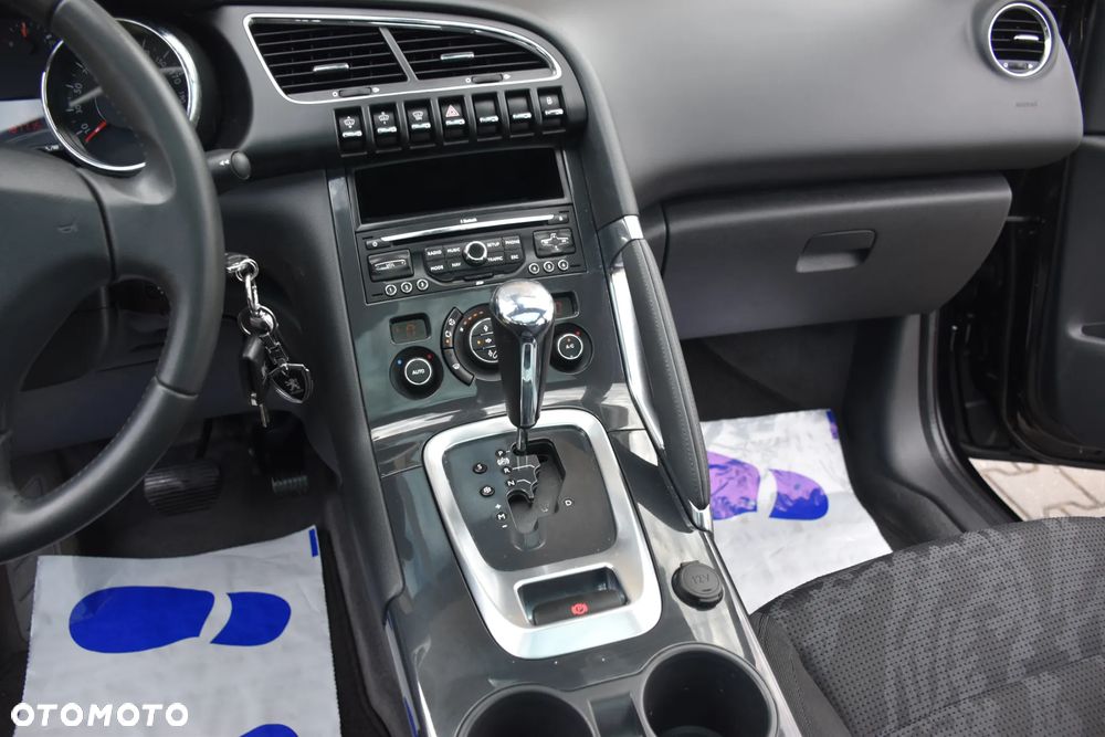 Peugeot 3008 155 THP Automatik Allure - 21