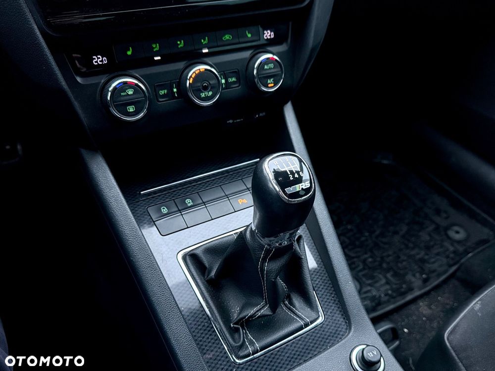 Skoda Octavia 2.0 TDI (Green tec) RS - 18