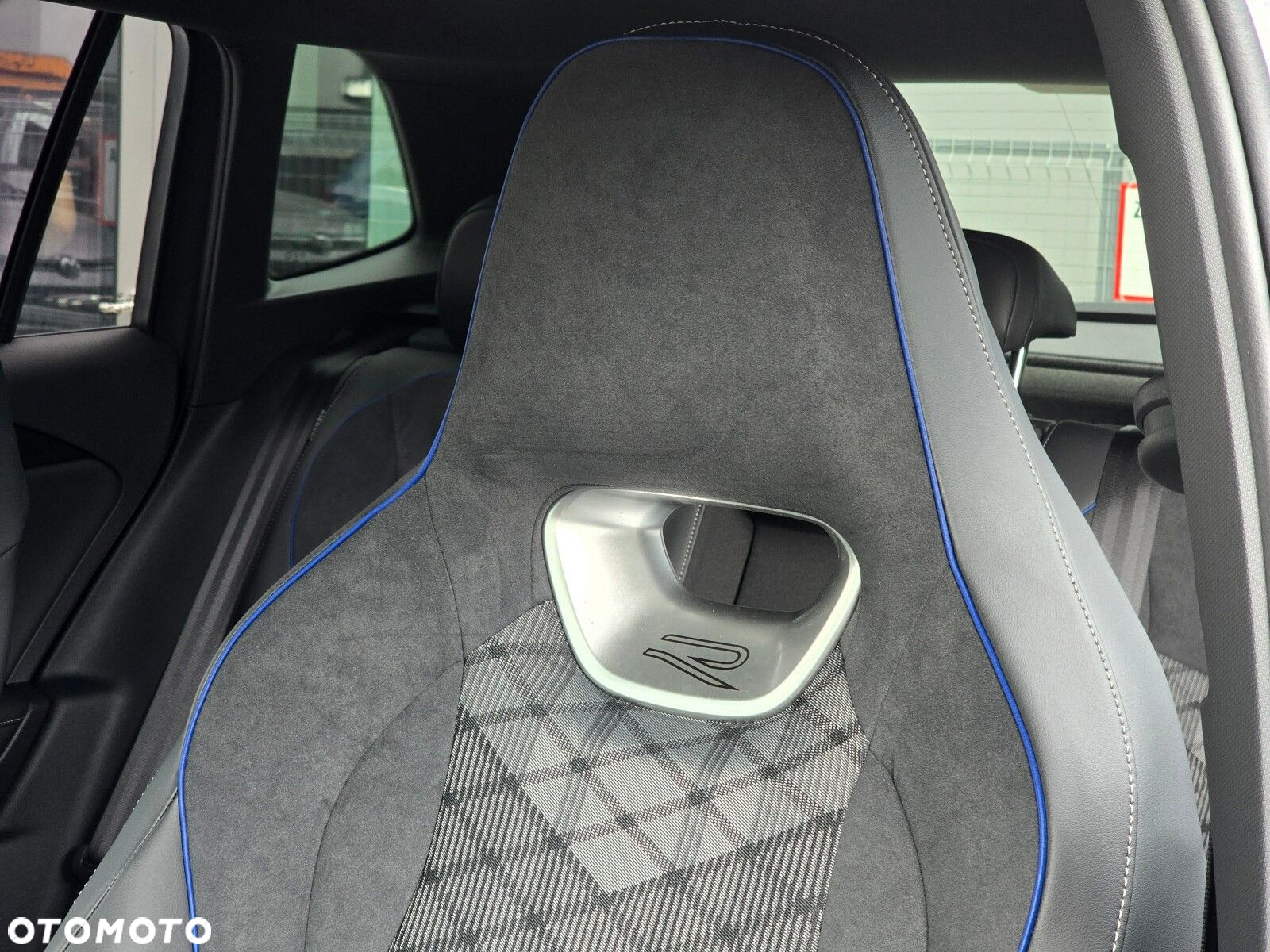 Volkswagen Tiguan - 21