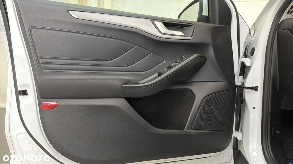 Ford Focus 1.0 EcoBoost mHEV Titanium X - 12