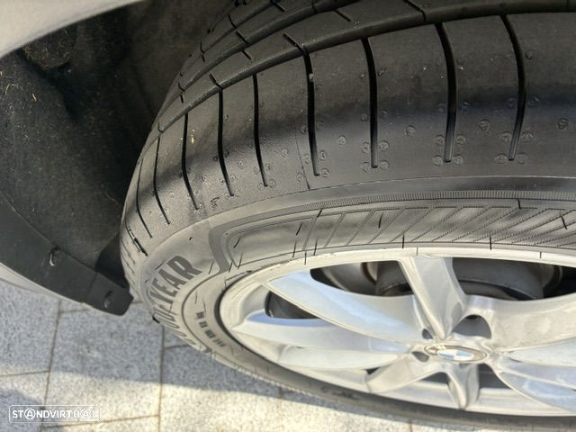 BMW X1 16 d sDrive Auto - 11