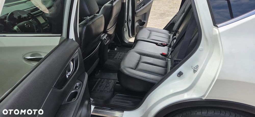 Nissan X-Trail 1.6 DIG-T Tekna 2WD - 23