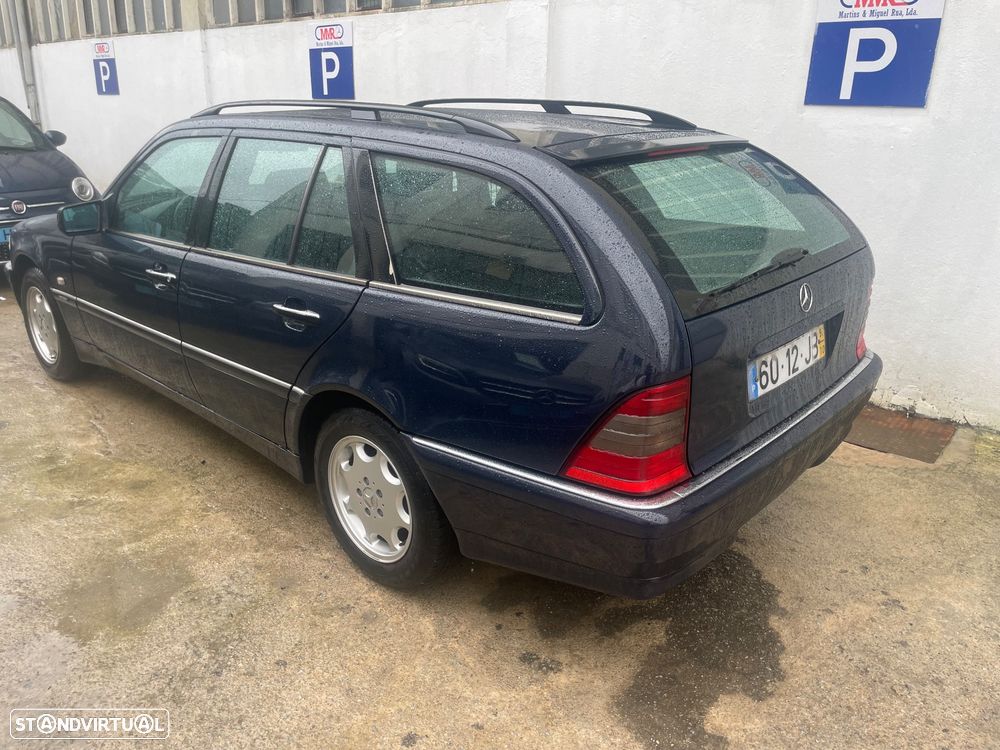 Mercedes-Benz C 180 Elegance - 2