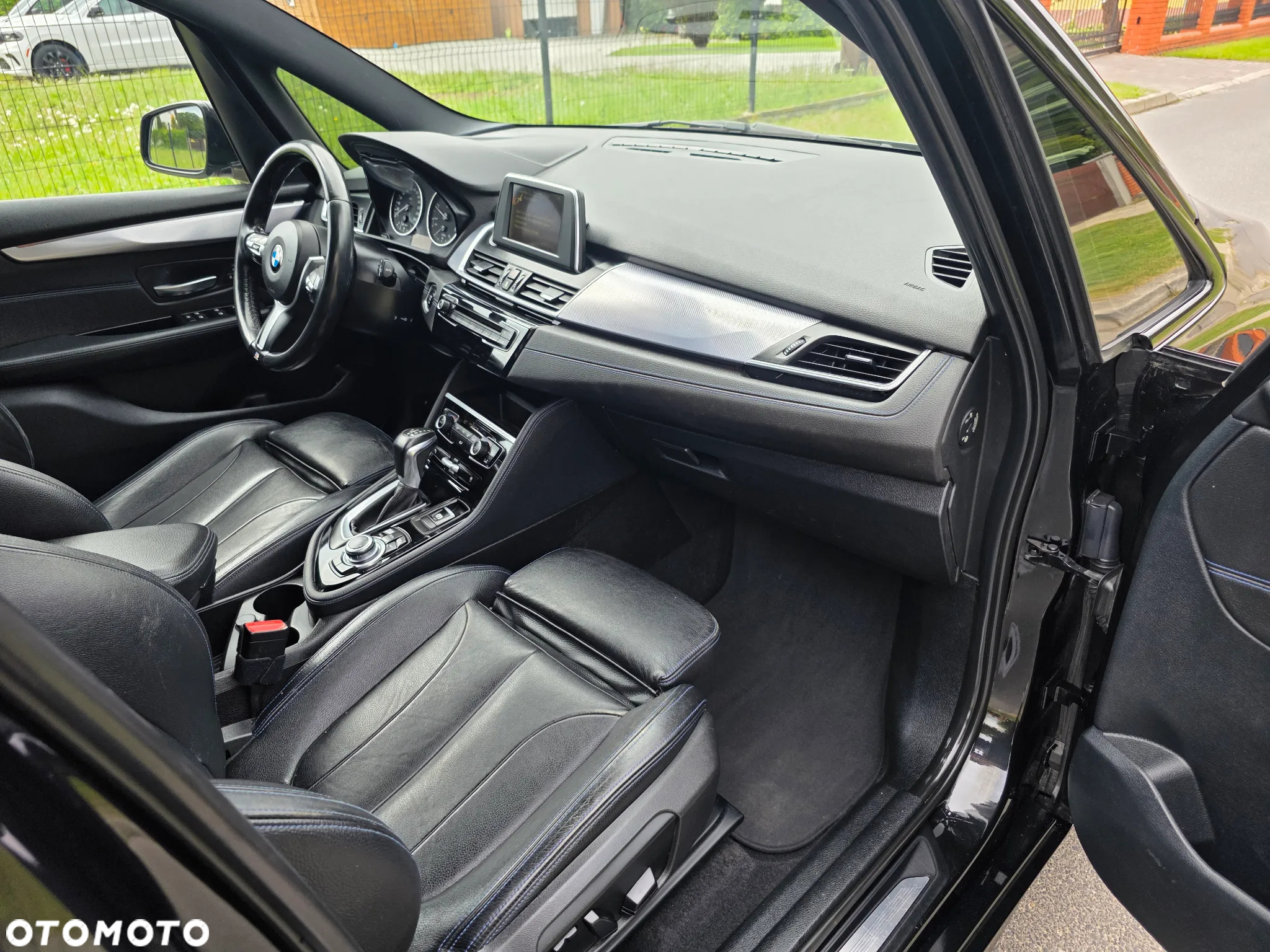 BMW Seria 2 218d M Sport - 23