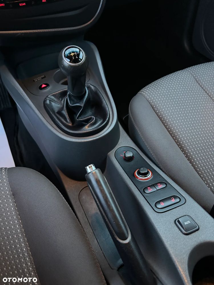 Seat Leon 1.6 TDI Reference - 40