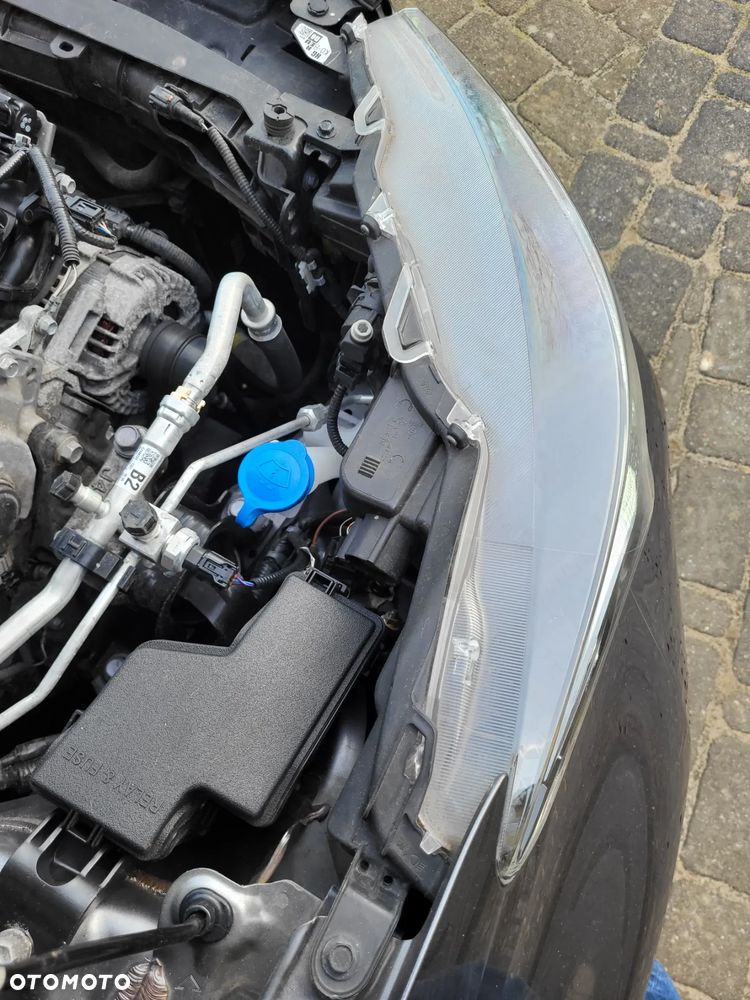 Toyota Yaris 1.5 VVT-i Comfort - 23