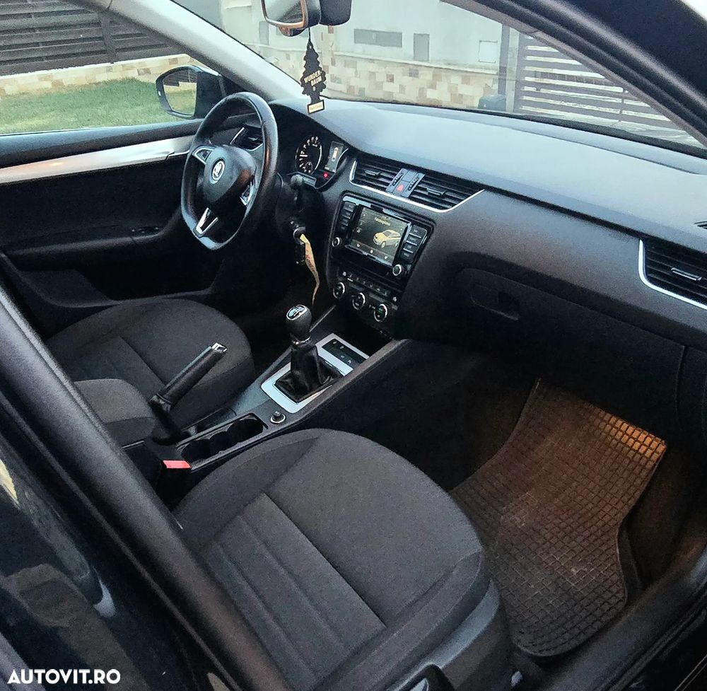 Skoda Octavia 2.0 TDI (Green tec) Style - 27