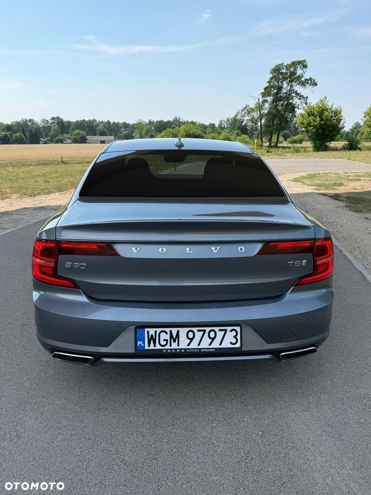 Volvo S90 T5 R-Design - 2