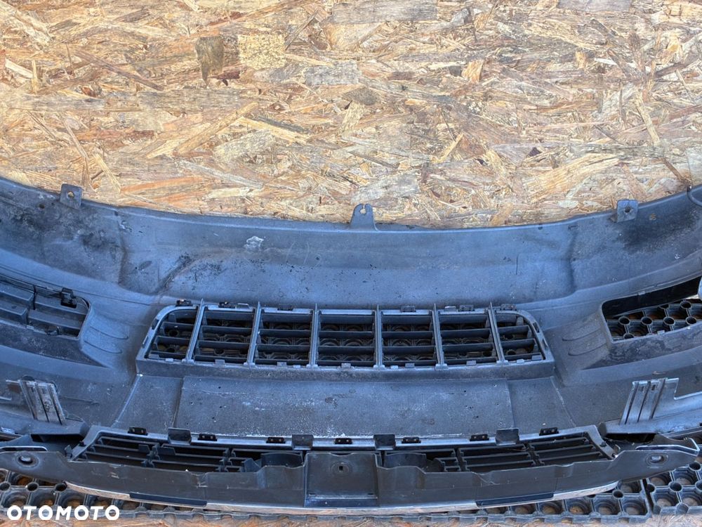 AUDI A3 8P  ZDERZAK PRZÓD  PRZEDNI  HALOGEN GRILL MAŁY  KOMPLET - 10