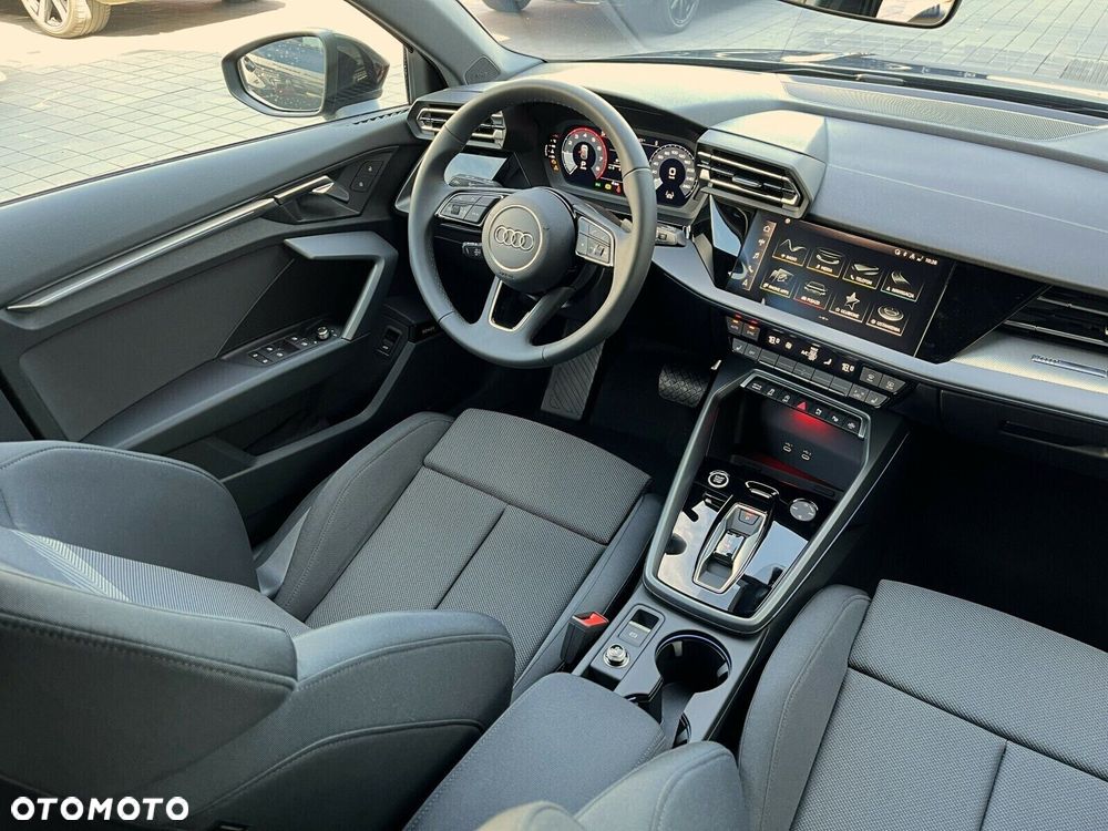Audi A3 Sportback - 18