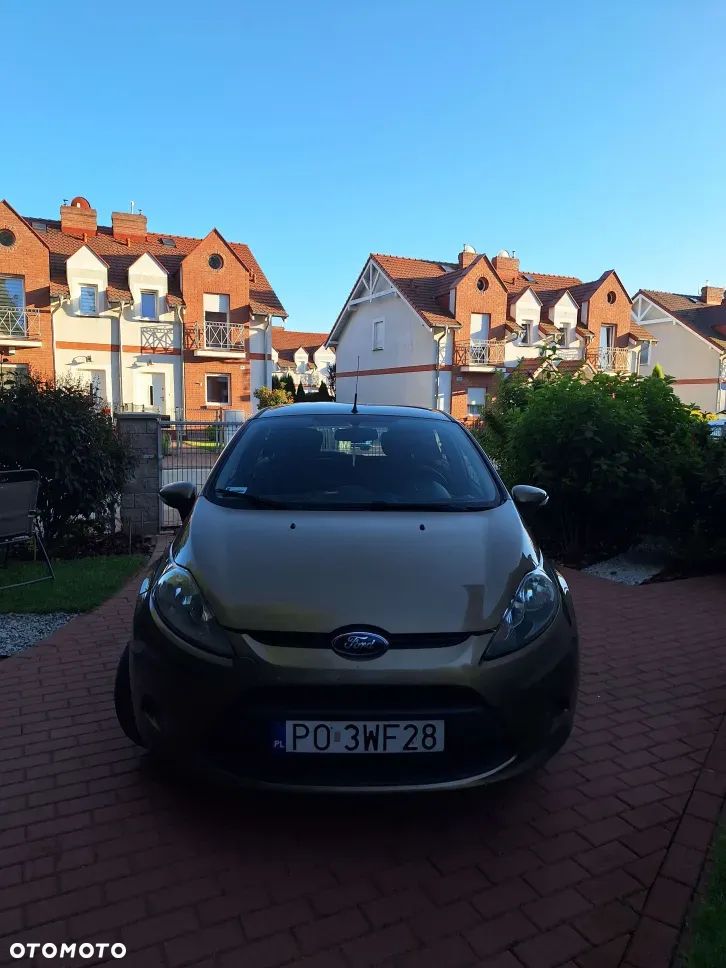 Ford Fiesta 1.25 Ambiente - 1