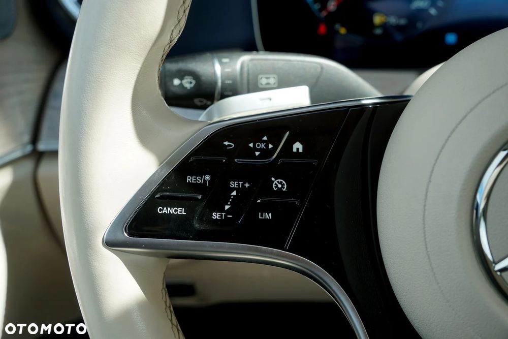 Mercedes-Benz Klasa E 300 Avantgarde - 26