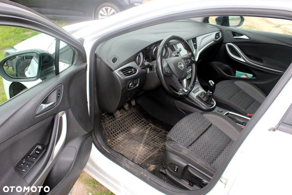 Opel Astra K Lift 2021 1.5D F15DVC Kombi (MASKA, ZDERZAK, LAMPA, BŁOTNIK, DRZWI, SZYBA, FOTEL) - 6