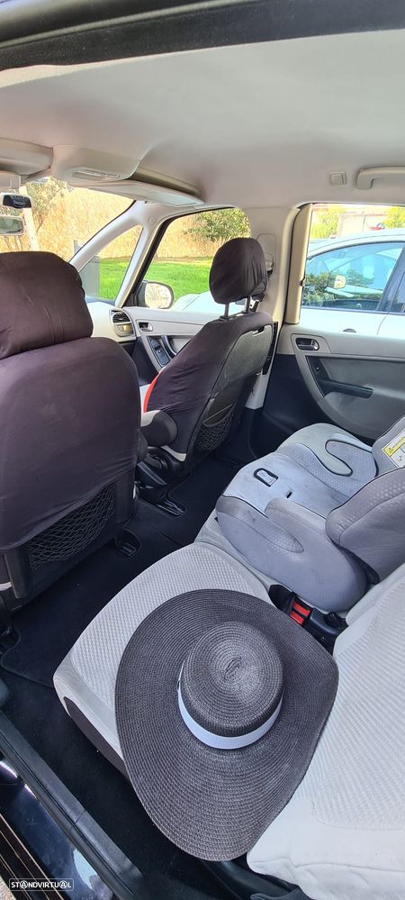 Citroën C4 Picasso - 14