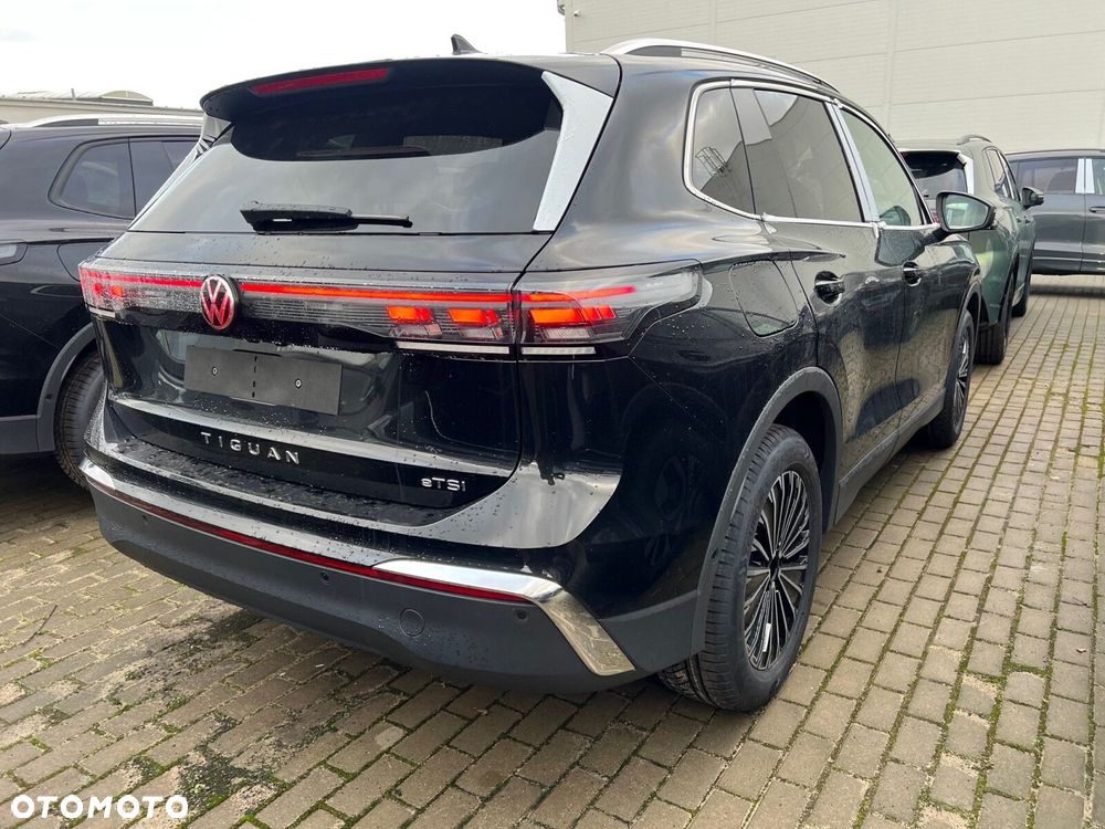 Volkswagen Tiguan - 3