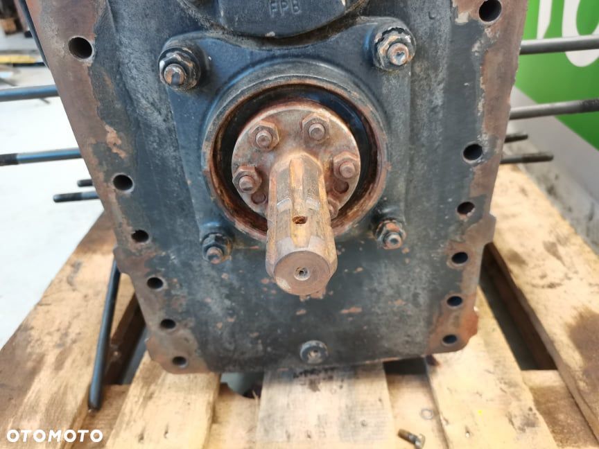 Rozdzielacz hydrauliczny Hurlimann 6190 Master - 6