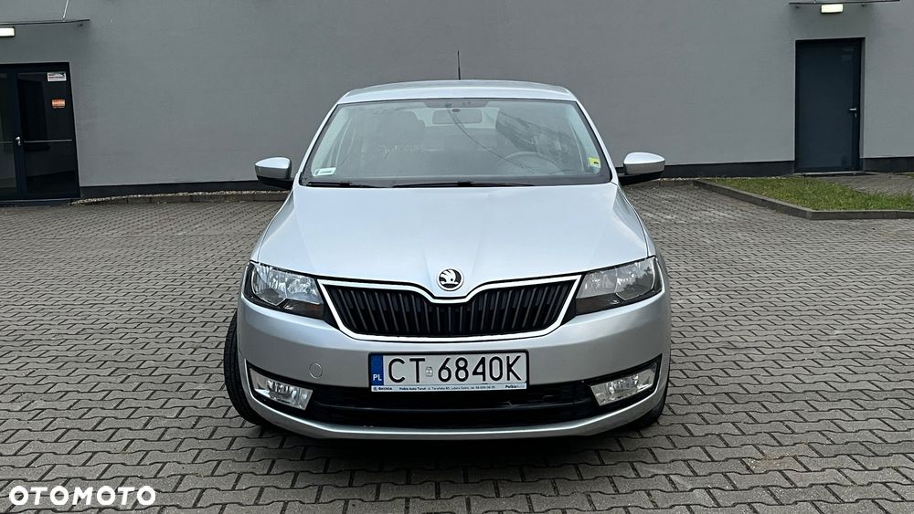 Skoda RAPID 1.2 TSI Active - 8
